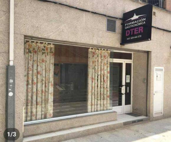 Local comercial en Alquiler en Marín