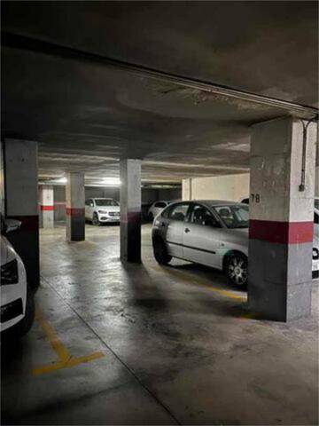 Garaje en Alquiler en Centro