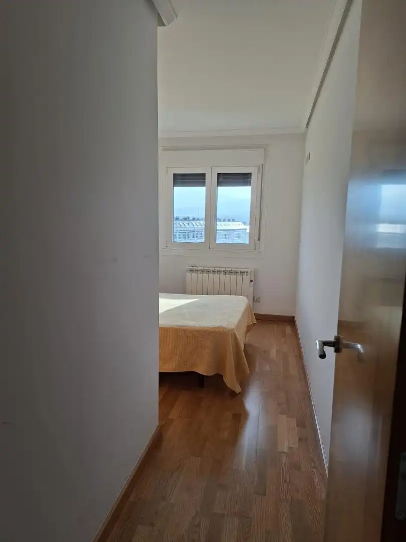 Habitación de Piso de alquiler en Vegadeo con Calefacción, Parquet y Amueblado