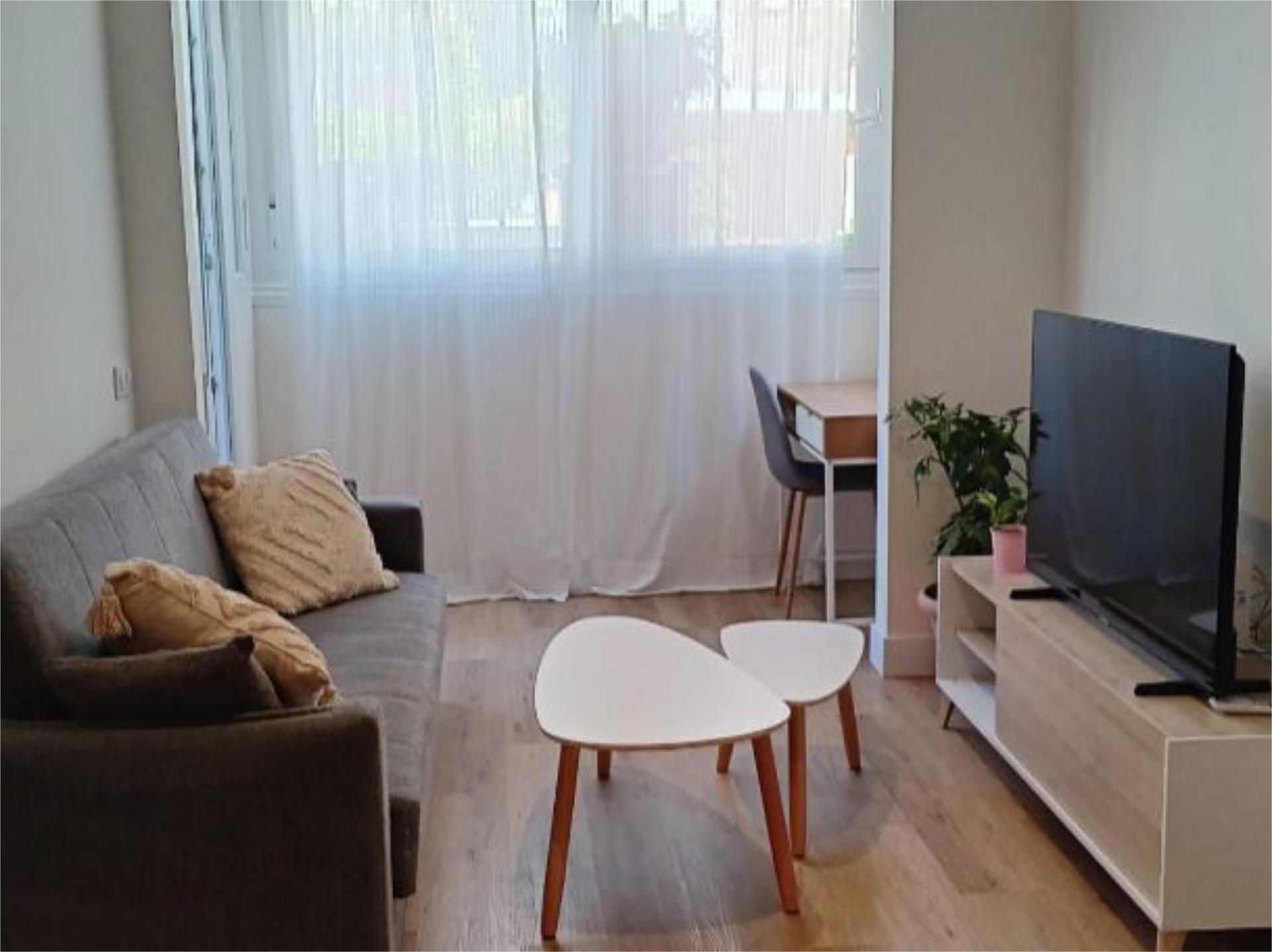 Bedroom of Apartment to rent in  Madrid Capital  with Air Conditioner, Terrace and Swimming Pool