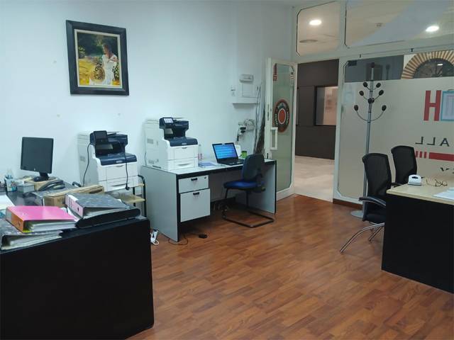 Nave industrial en Alquiler en Avenida del Príncipe de Asturias, 118 en Centro