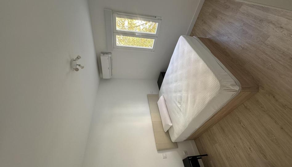 Photo 1 of Flat to share in Calle de Celanova, 5, Pilar, Madrid