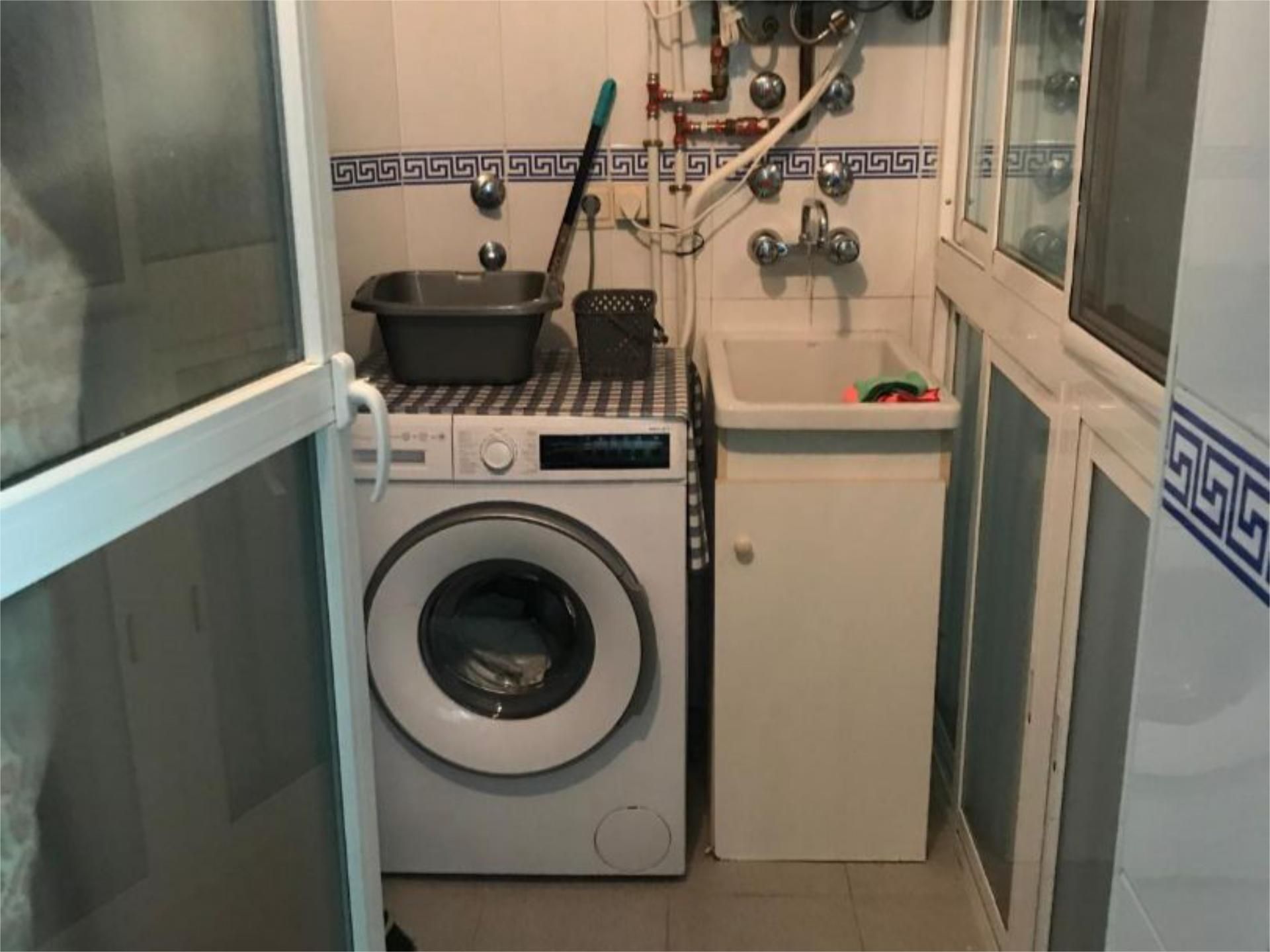 Bathroom of Flat to rent in Úbeda  with Heating, Furnished and Balcony
