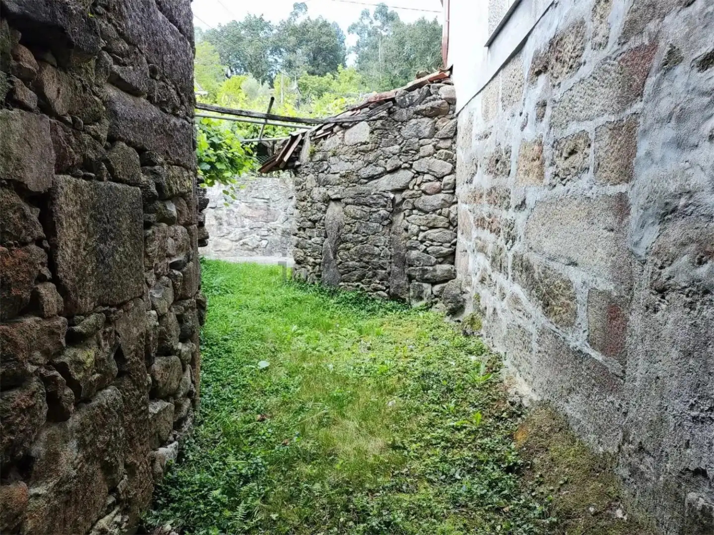 Einfamilien-Reihenhaus zum Verkauf in Lugar Traxeito, 3, Dodro Garten von Einfamilien-Reihenhaus zum Verkauf in Dodro