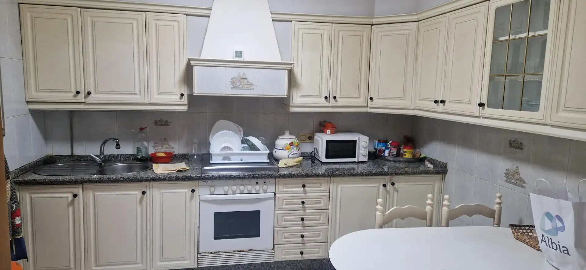Kitchen of Houses for sale in Vilagarcía de Arousa