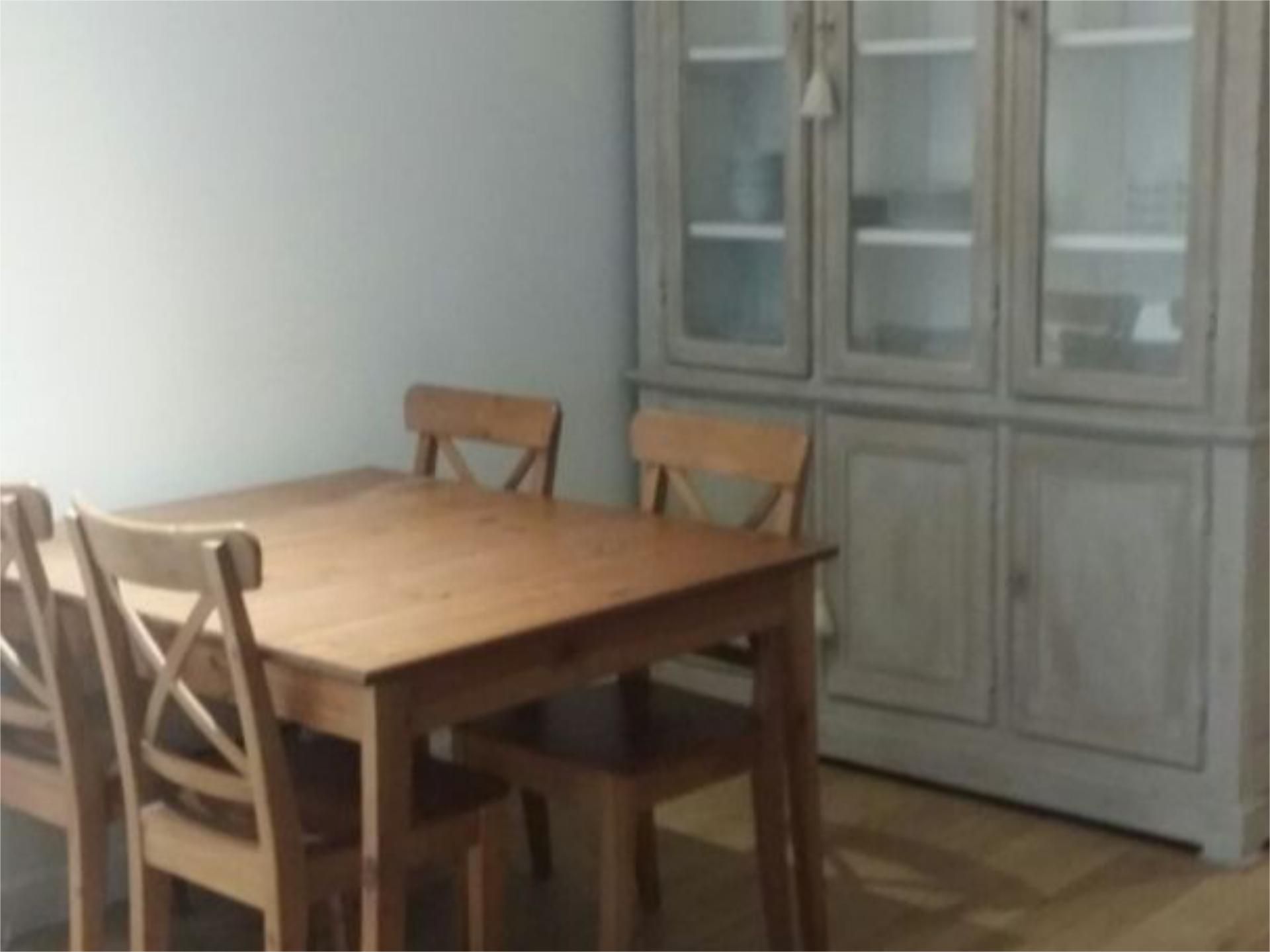 Menjador de Pis de lloguer en Llançà amb Parquet, Moblat i Balcó