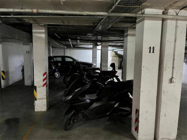 Garaje en Alquiler en Triana Casco Antiguo