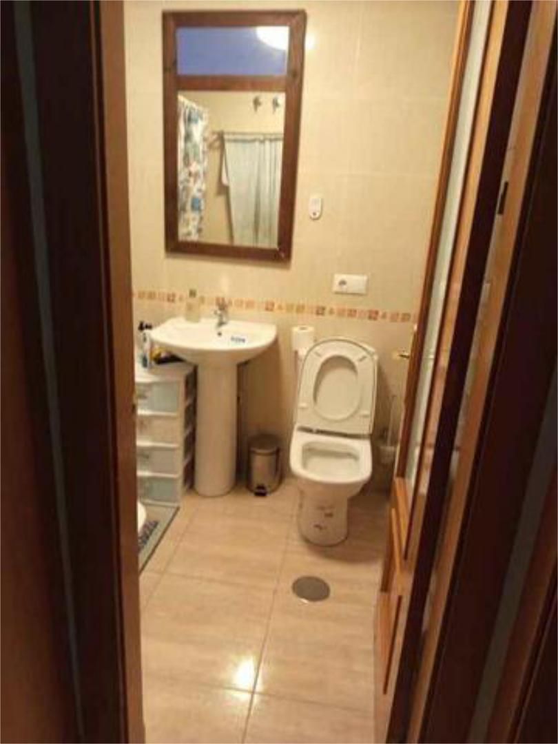 Bany de Pis en venda en Vícar amb Calefacció, Terrassa i Moblat