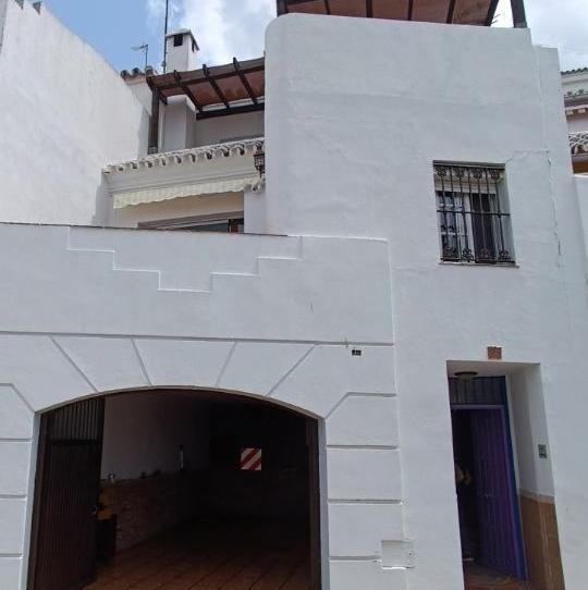 House or chalet for sale in Calle Alcalá, 25, Medina Sidonia, Cádiz - image 1 Photo 1 of House or chalet for sale in Calle Alcalá, 25, Medina Sidonia, Cádiz