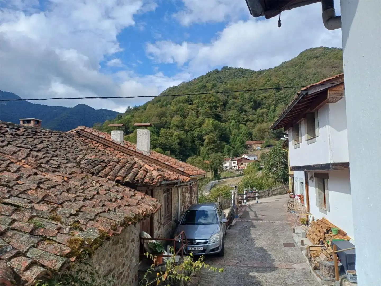 Casa o chalet en venta en Calle Prau de la Feria, 33990, Caso Vista exterior de Casa o chalet en venta en Caso