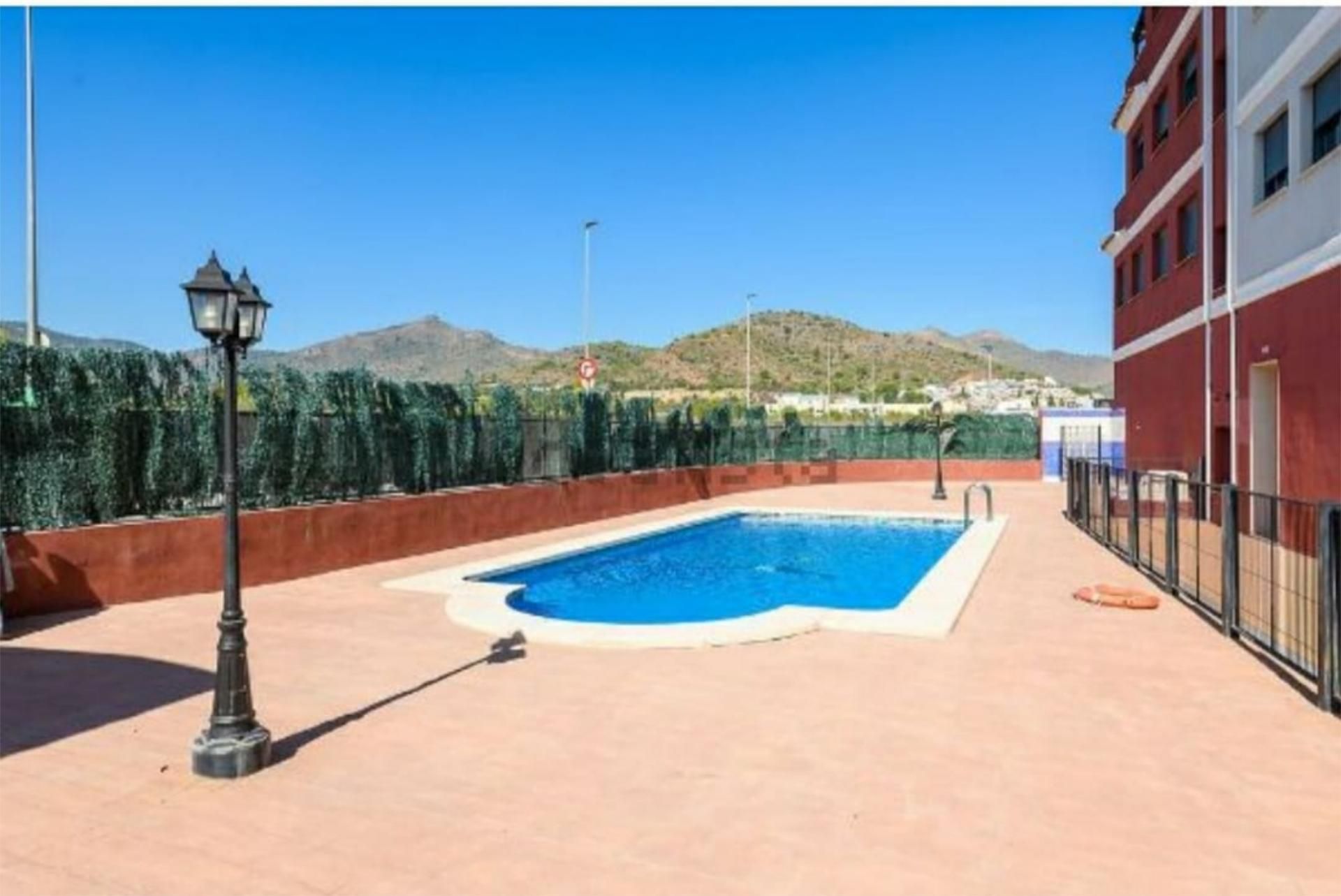 Piscina de Pis de lloguer en La Vall d'Uixó amb Traster, Moblat i Forn