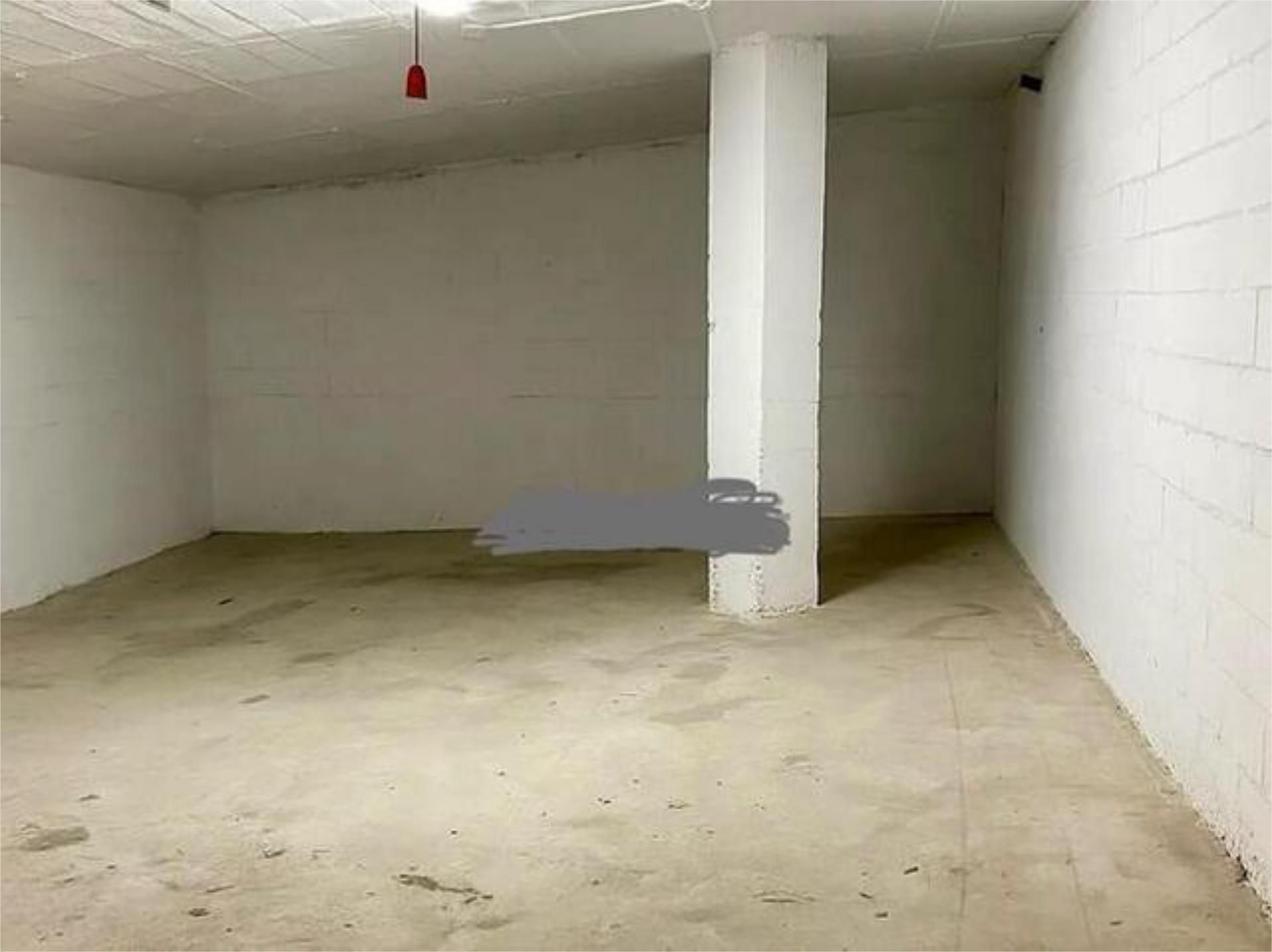 Garage to rent in Fuengirola