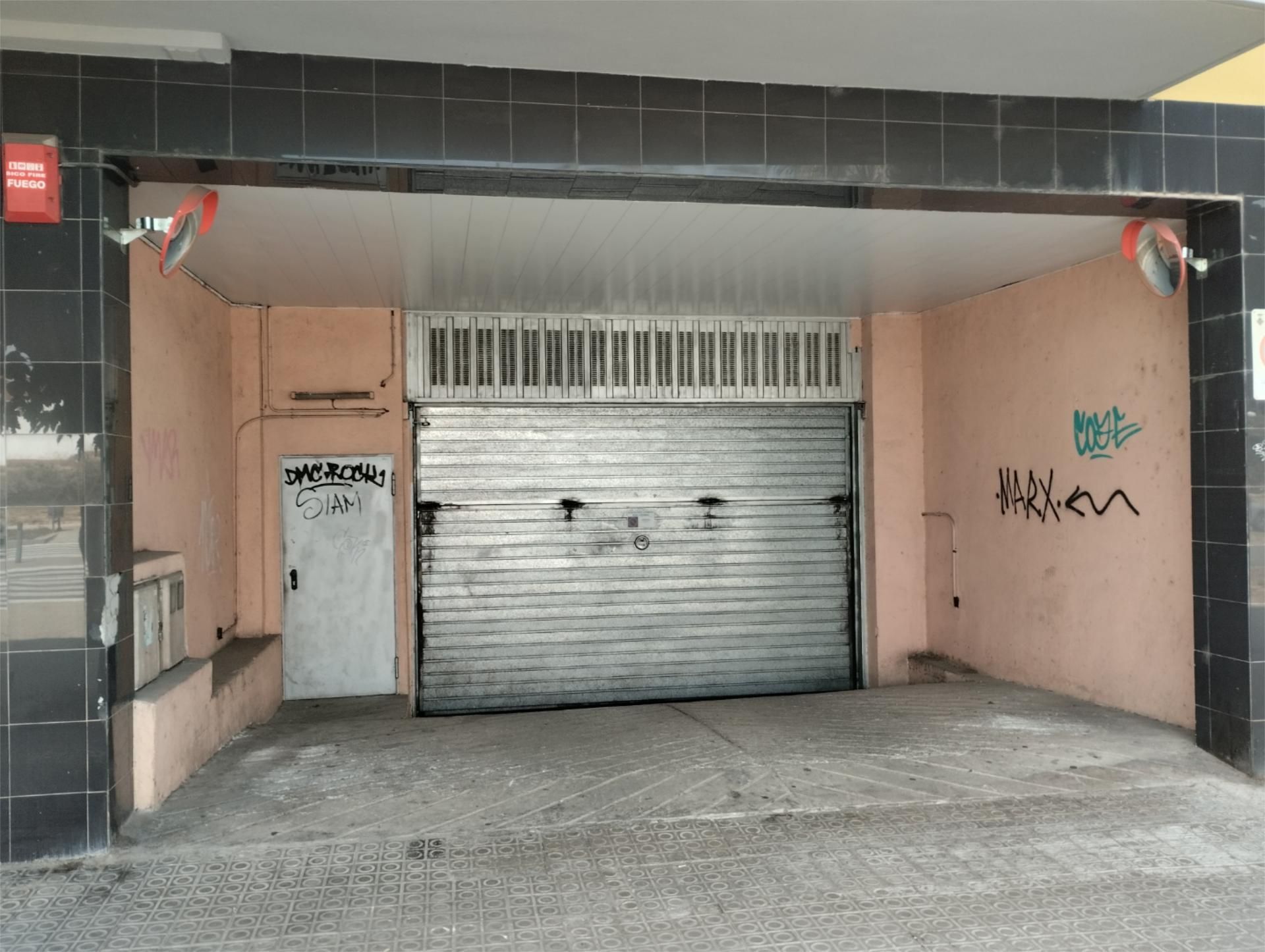 Exterior view of Garage to rent in Vilanova i la Geltrú