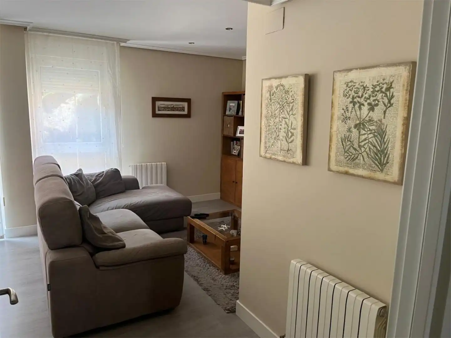 Living room of Flat for sale in Bilbao   with Heating, Furnished and Video intercom