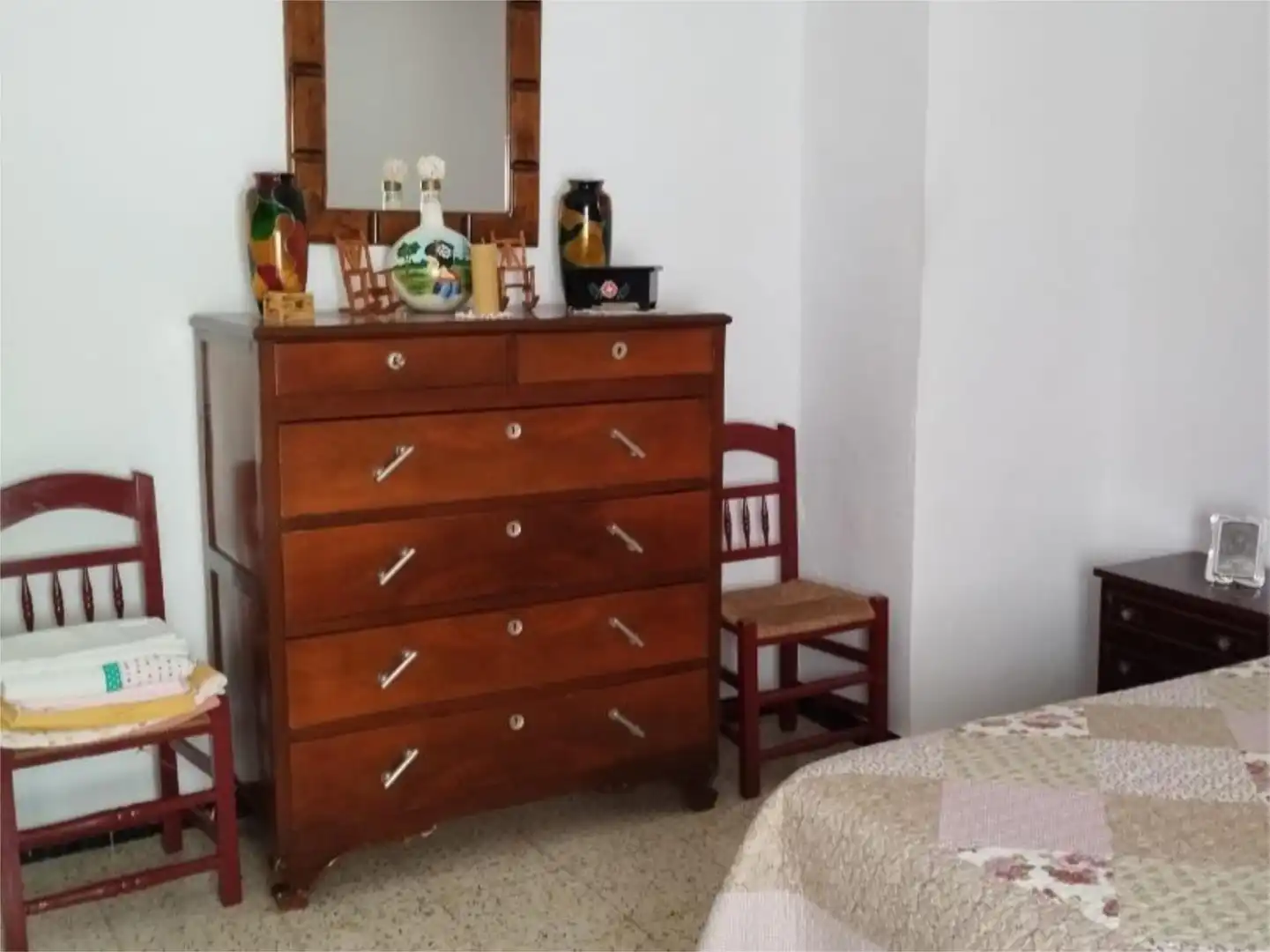 Casa adosada en venda a Calle Malaga, 19, Carratraca Dormitori de Casa adosada en venda en Carratraca amb Jardí privat, Terrassa i Traster