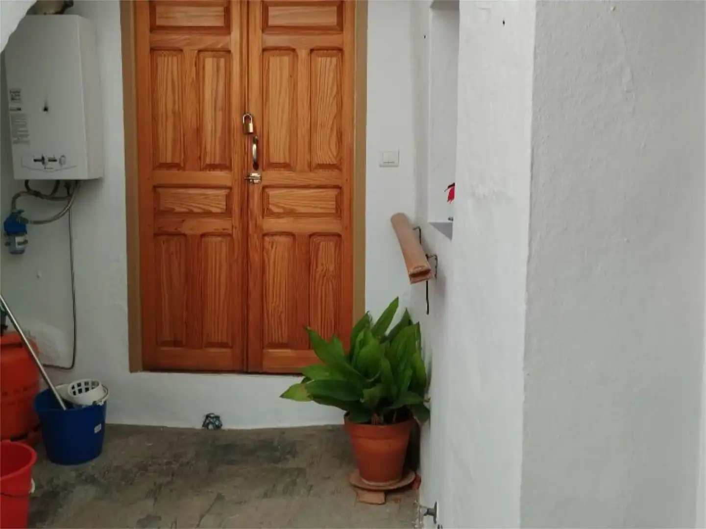 Casa adosada en venda a Calle Malaga, 19, Carratraca Casa adosada en venda en Carratraca amb Jardí privat, Terrassa i Traster