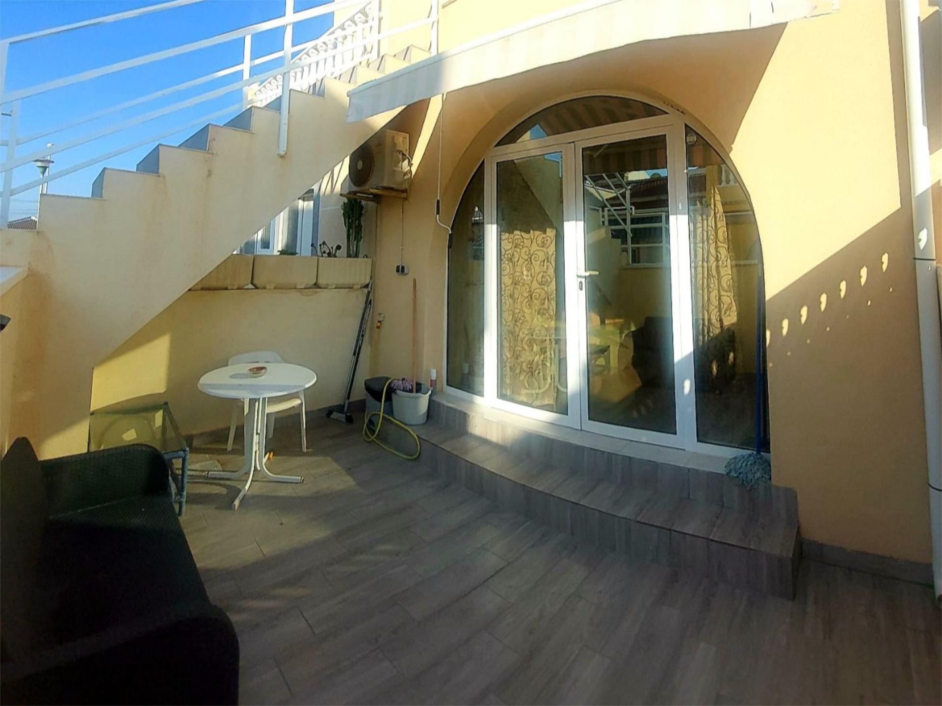 Terrace of House or chalet for sale in Torrevieja  with Air Conditioner, Heating and Terrace