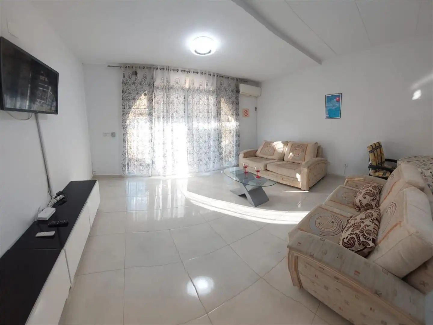 Sala de estar de Casa o chalet en venta en Torrevieja con Aire acondicionado, Terraza y Balcón