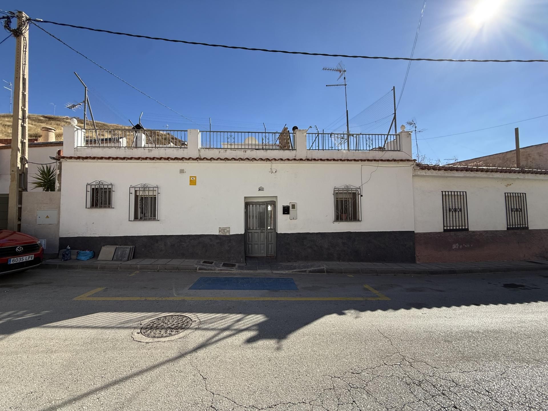 Vista exterior de Casa adosada de lloguer en Benalúa amb Aire condicionat, Parquet i Terrassa
