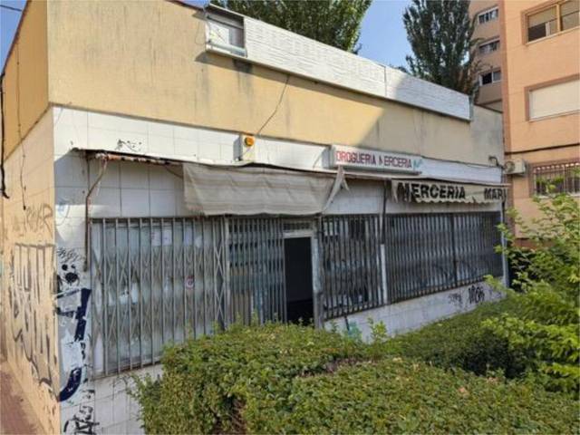 Local comercial en Alquiler en La Espinilla - Parque Blanco