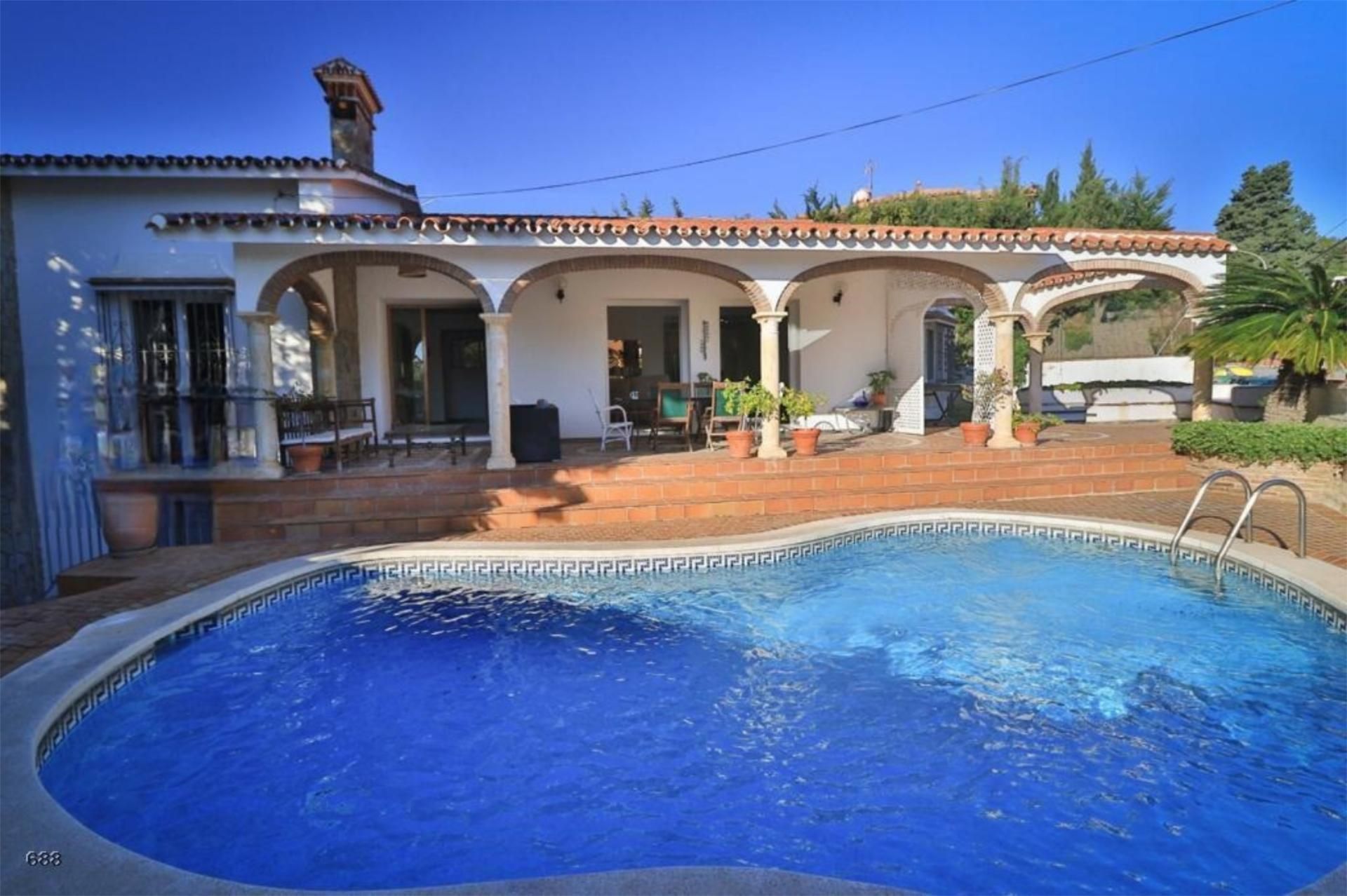 Casa o xalet de lloguer a Plaza Solymar, Solymar