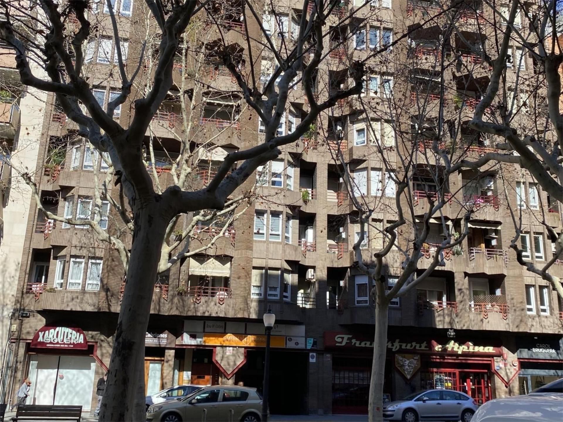 Vista exterior de Pis de lloguer en Manresa amb Aire condicionat, Calefacció i Parquet