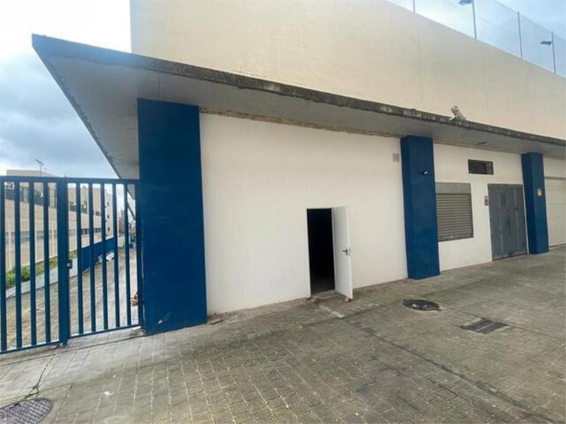 Vista exterior de Apartament en venda en Bormujos