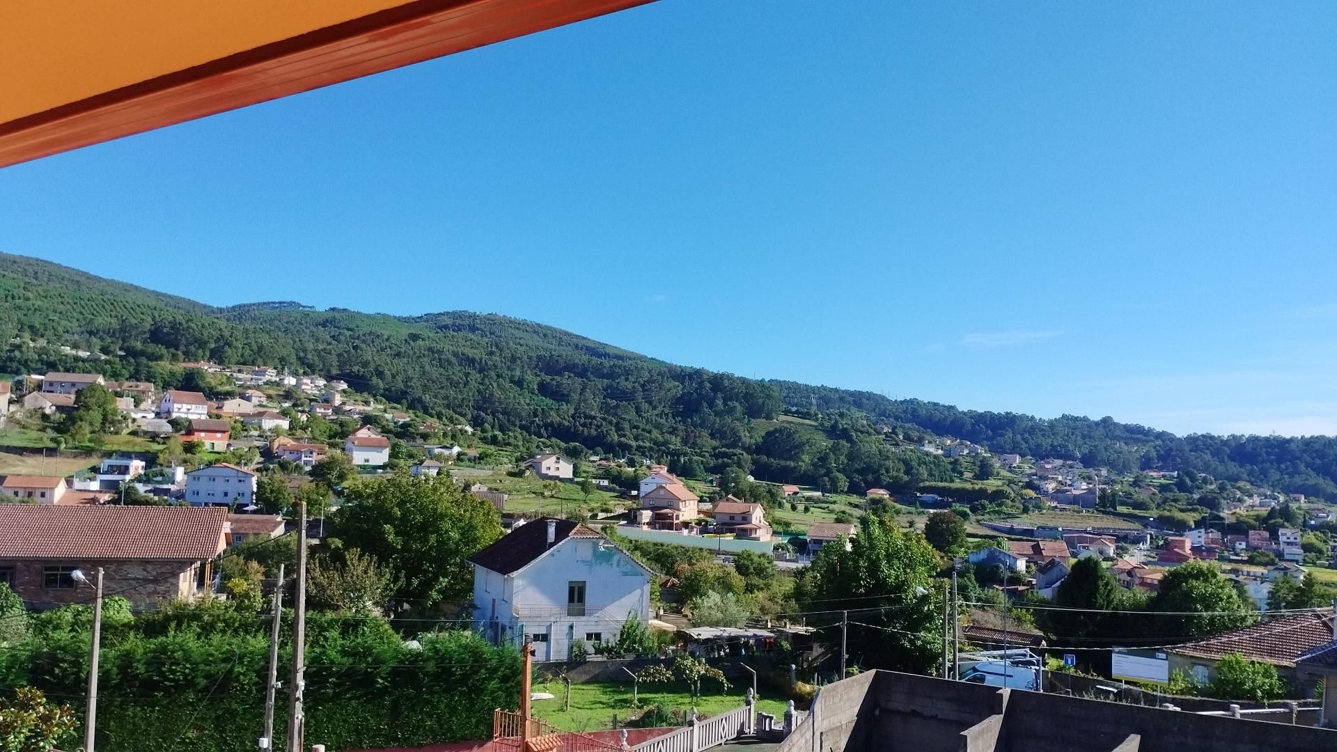 Exterior view of Flat to rent in Redondela  with Heating, Private garden and Furnished