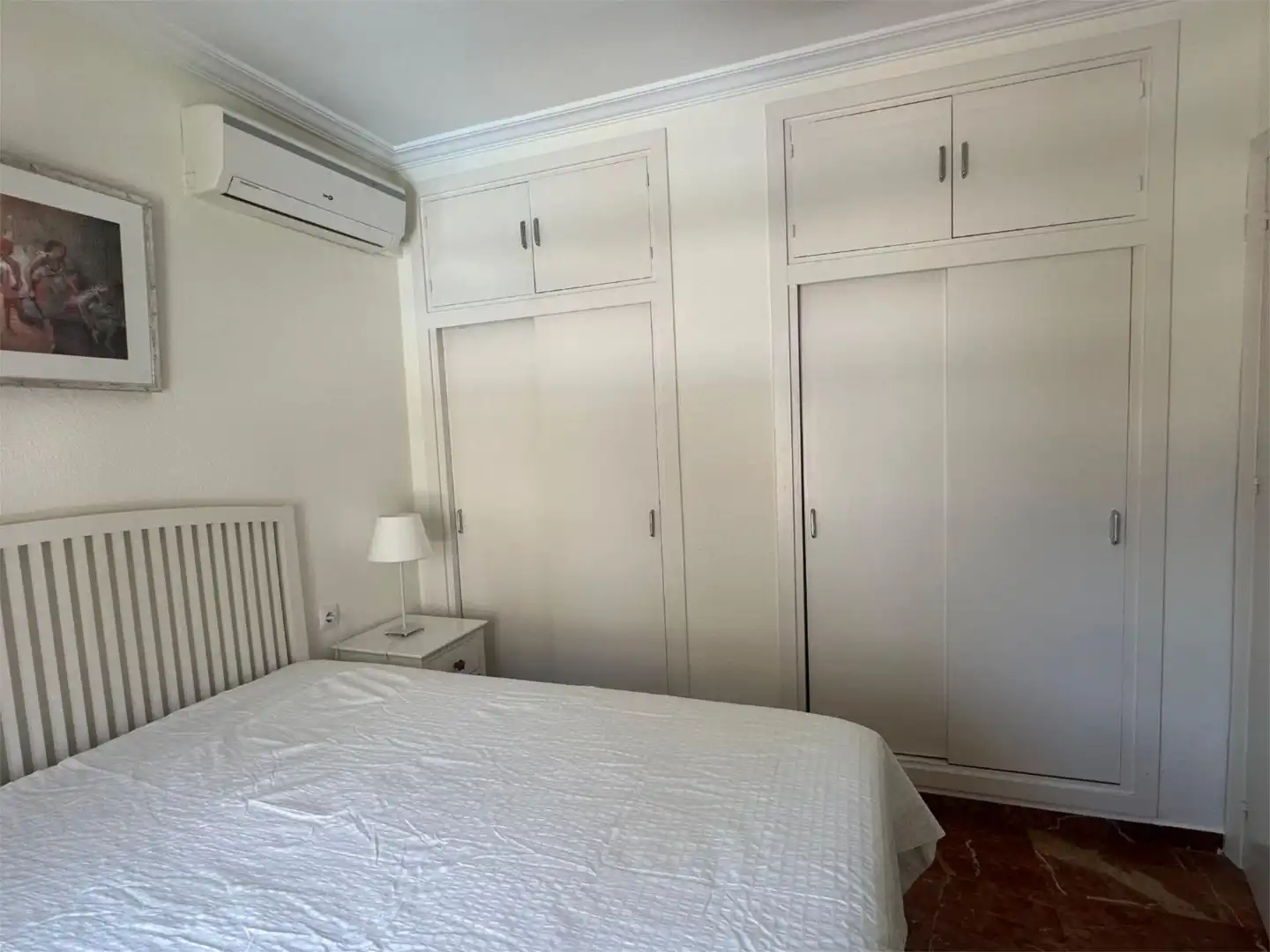 Apartament de lloguer a Calle Luis de Morales, 1, La Buhaira Dormitori de Apartament de lloguer en Sevilla amb Aire condicionat, Terrassa i Moblat