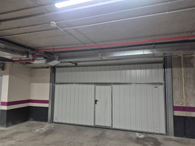 Garaje en Alquiler en Latsari Kalea, 2 en Usurbil