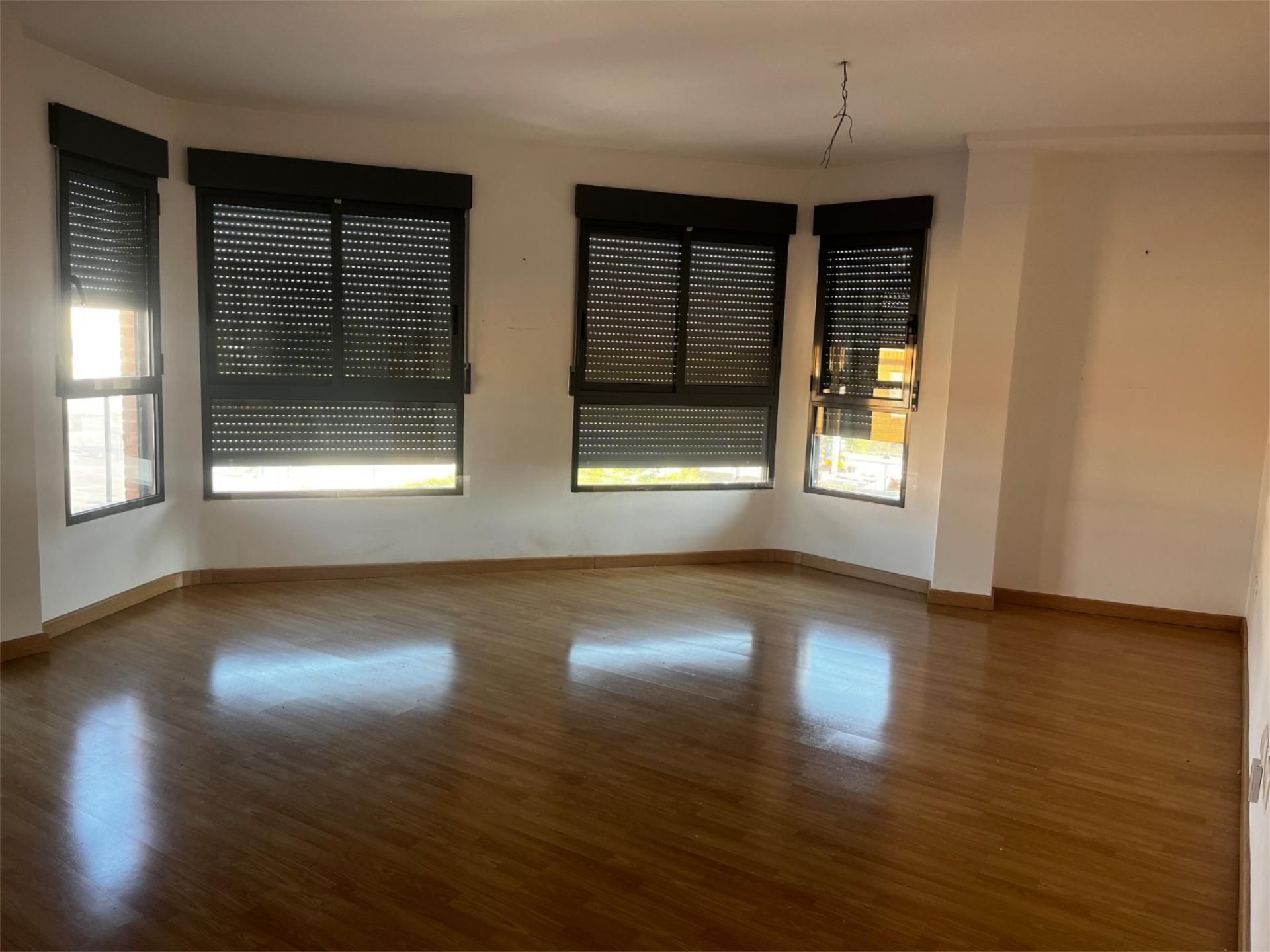 Exterior view of Flat to rent in Favara  with Parquet flooring, Storage room and Community parking