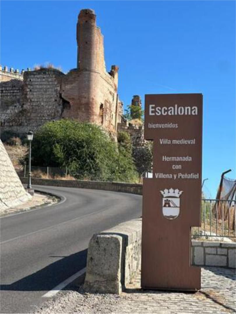 Apartament en venda en Escalona amb Terrassa i Piscina
