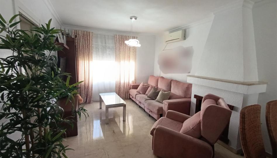 Single-family semi-detached for sale in Calle Isaac Peral, 15, Bollullos de la Mitación, Sevilla - image 1 Photo 1 of Single-family semi-detached for sale in Calle Isaac Peral, 15, Bollullos de la Mitación, Sevilla