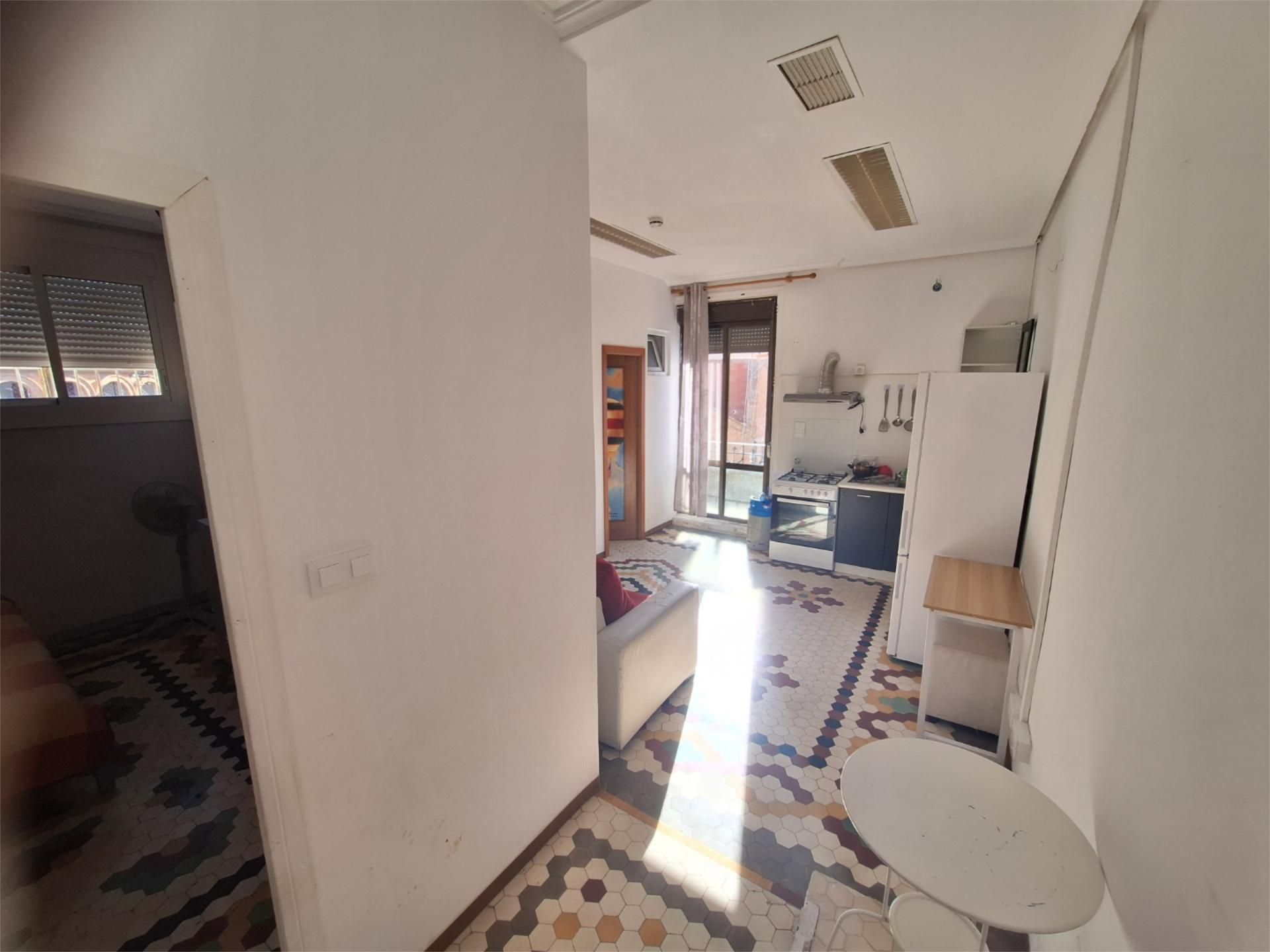 Cuina de Estudi de lloguer en  Teruel Capital amb Calefacció, Moblat i TV