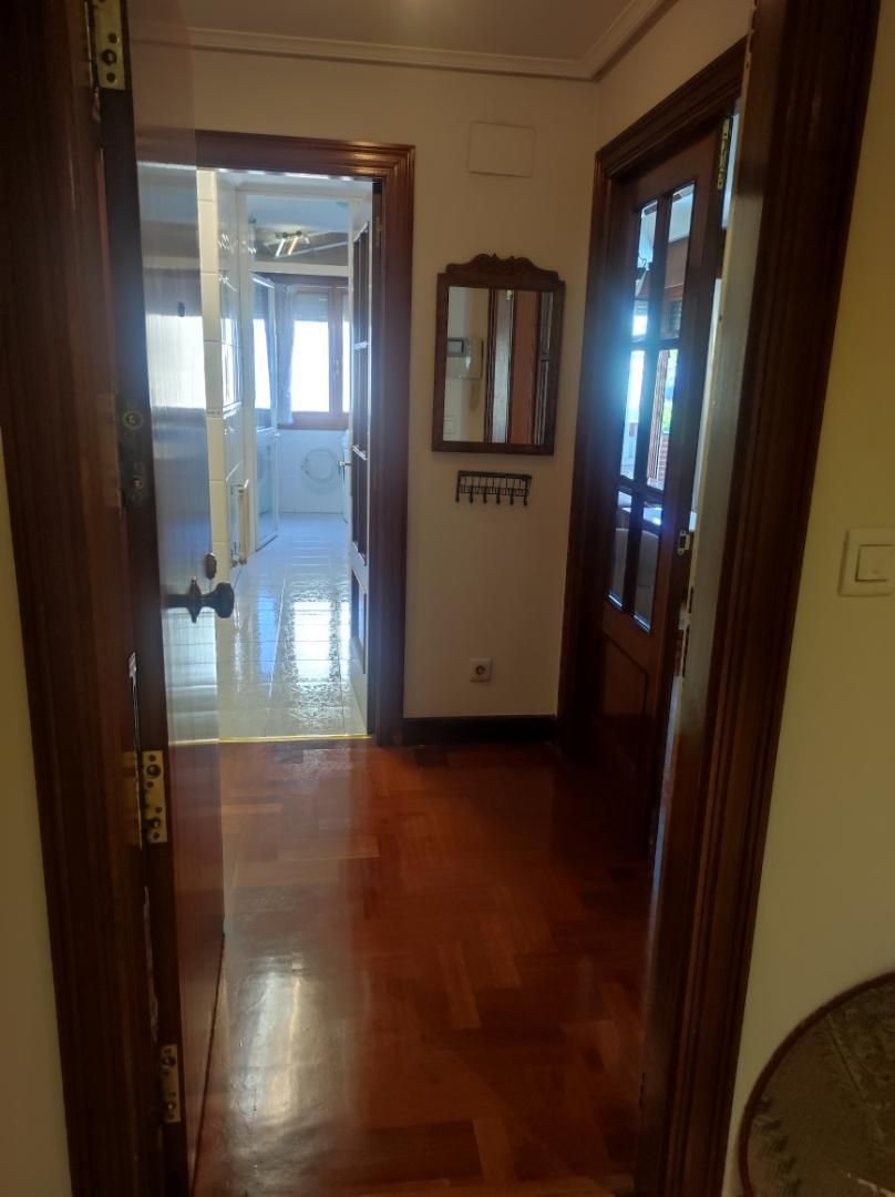 Piso de alquiler en Bilbao  con Balcón
