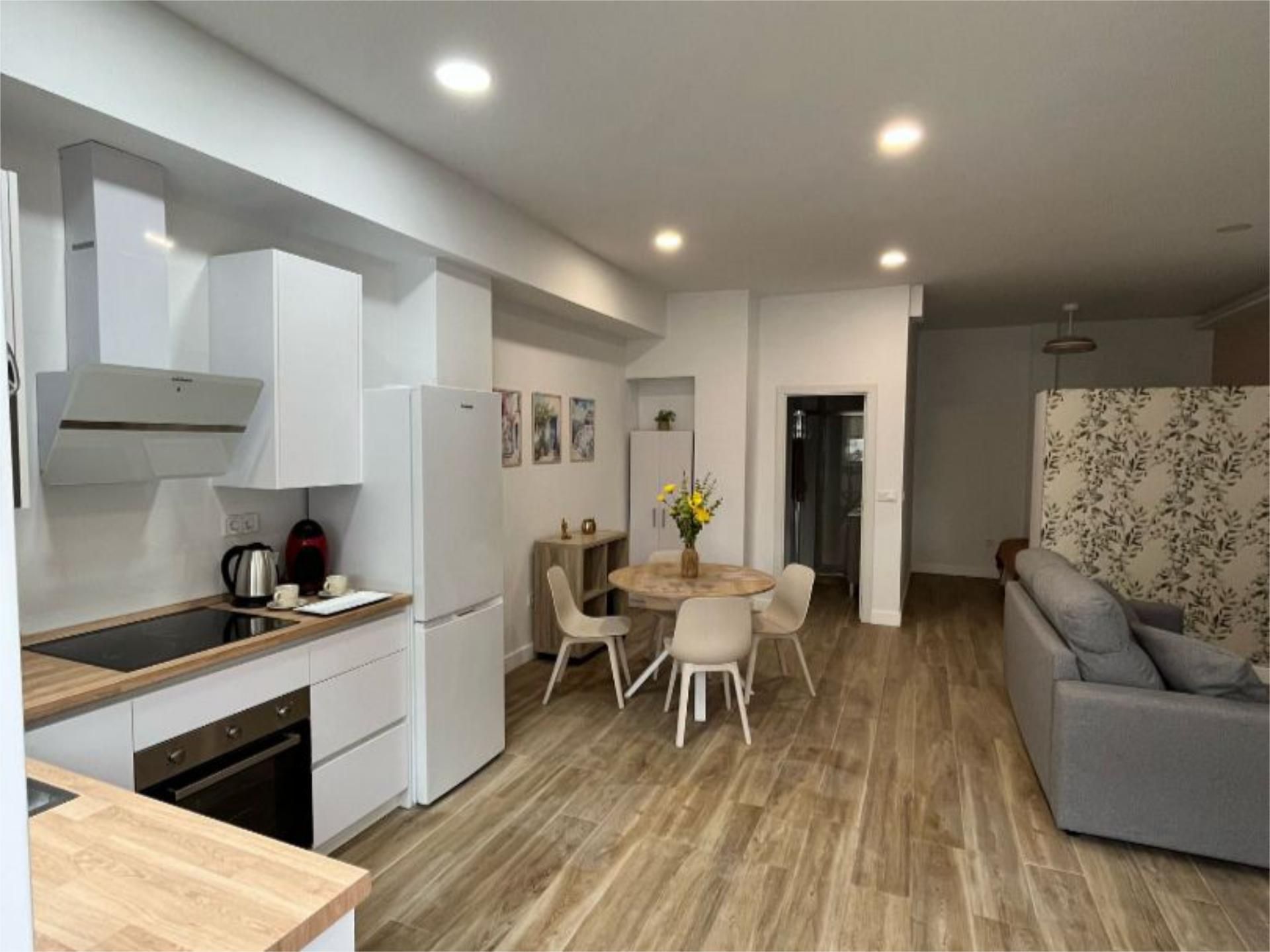 Flat to rent in Calle Emilio Prados, 8, Girón - Las Delicias