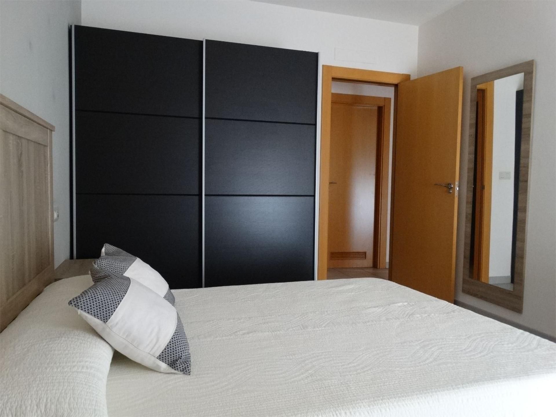 Bedroom of Flat to rent in  Granada Capital  with Heating, Private garden and Furnished