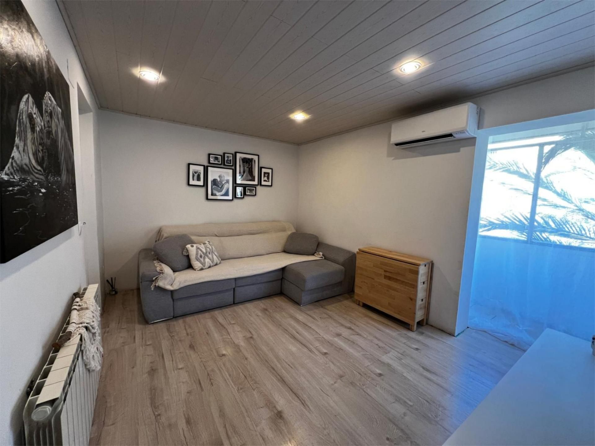 Sala d'estar de Pis per a compartir en Reus amb Aire condicionat, Parquet i Moblat