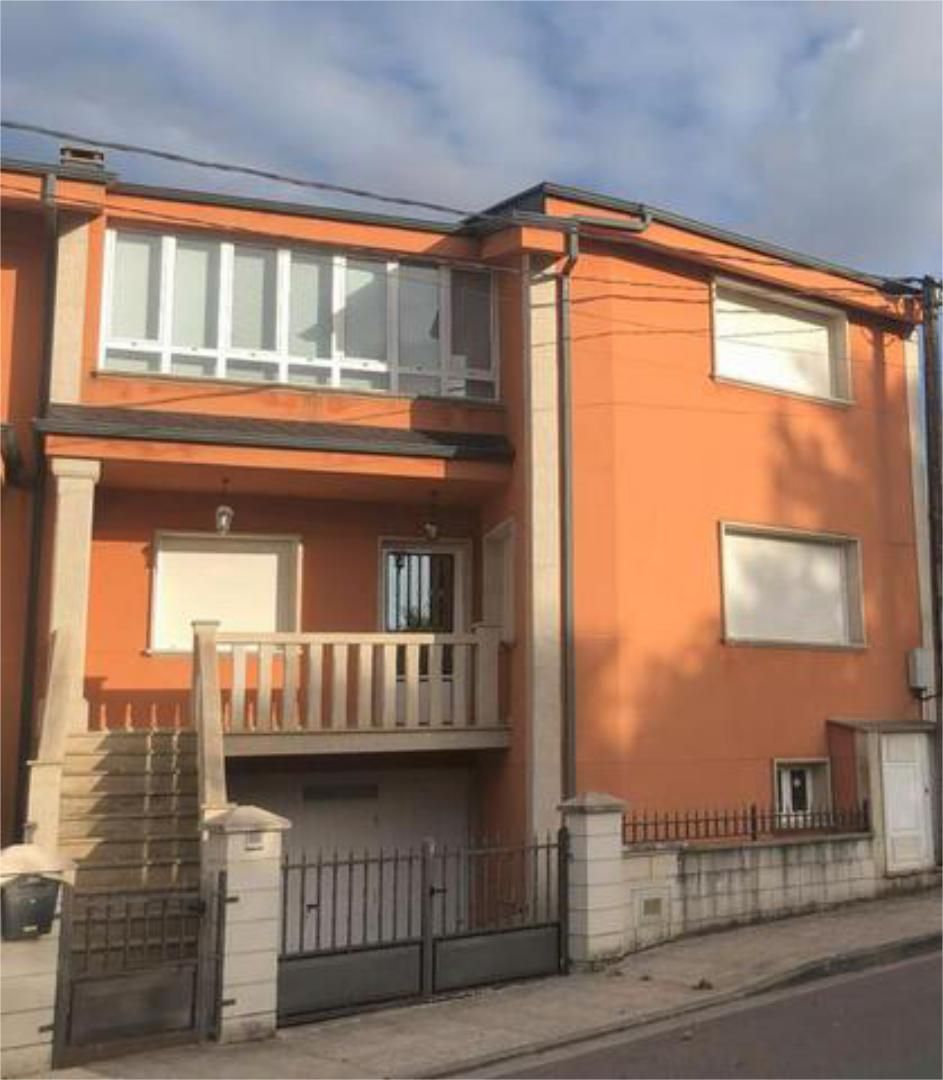 Exterior view of Single-family semi-detached for sale in Baralla  with Terrace