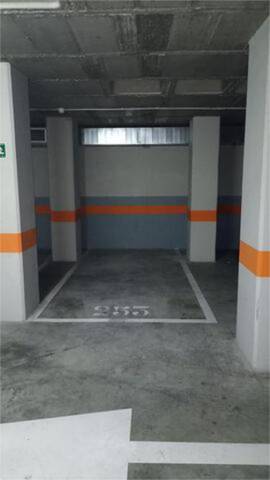 Garaje en Alquiler en Parque Venecia