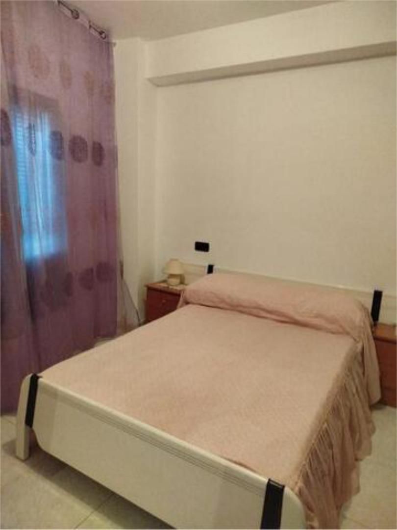 Dormitori de Casa o xalet en venda en Santo Tomé amb Terrassa, Traster i Moblat