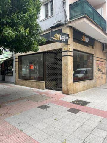 Local comercial en Alquiler en Garrido Sur