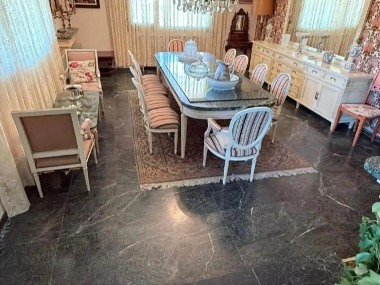 Dining room of Houses for sale in Pozuelo de Alarcón  with Air Conditioner, Heating and Private garden
