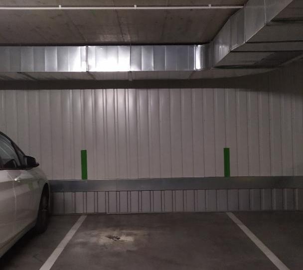 Foto 1 de Garatge de lloguer a Avenida de Los Príncipes de España, 41, Valleaguado - La Cañada, Madrid