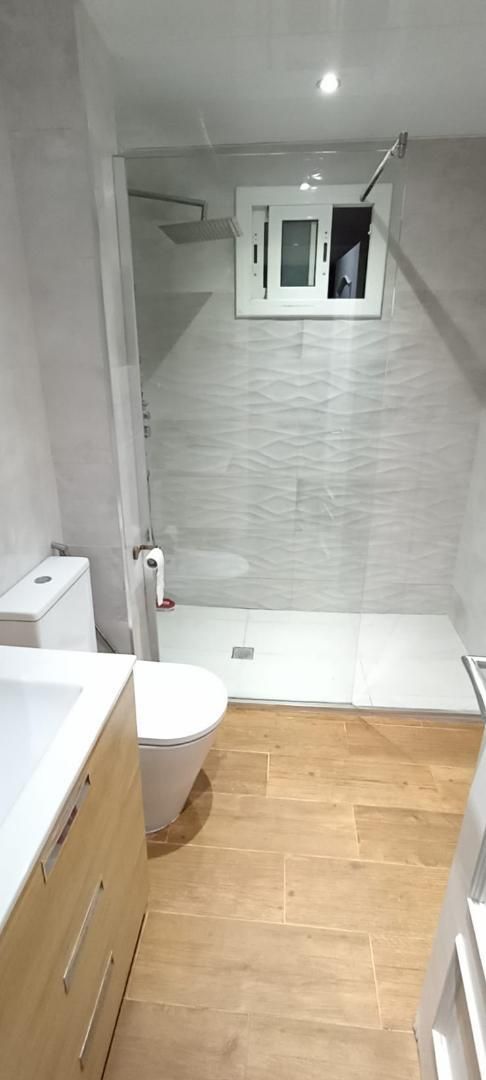 Bathroom of Flat for sale in Sant Boi de Llobregat  with Air Conditioner