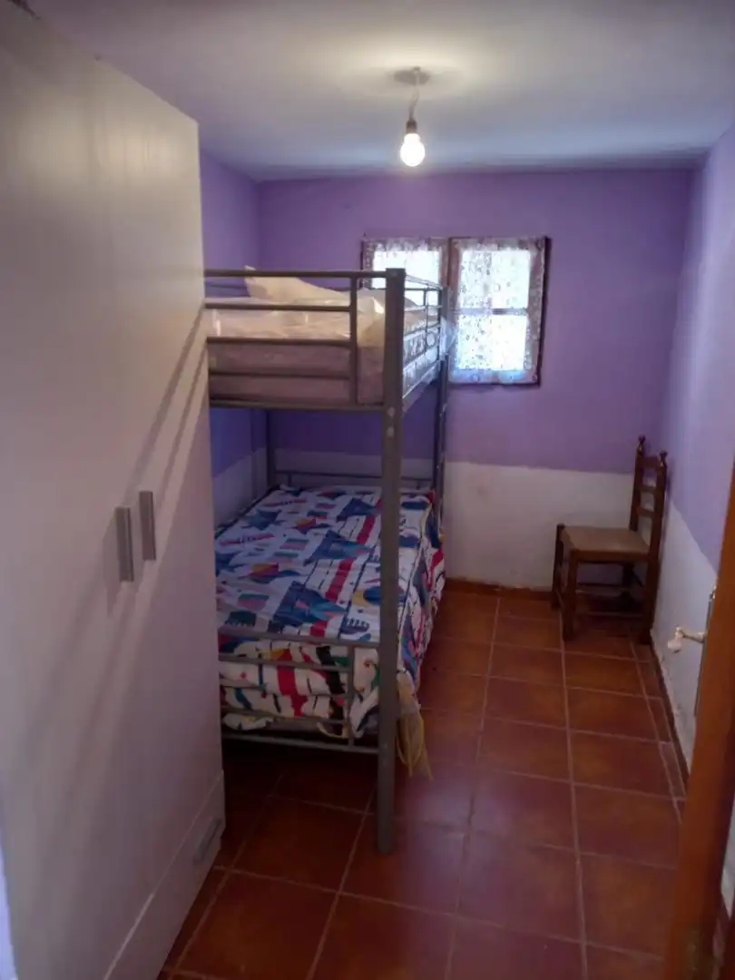 Dormitori de Casa adosada en venda en Valdefinjas amb Moblat, Forn i Rentadora