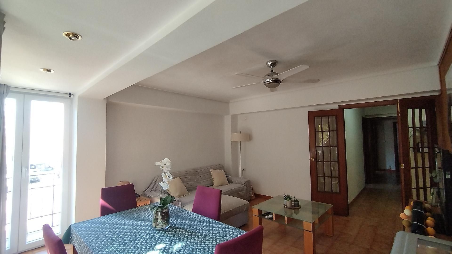 Sala d'estar de Pis en venda en Castellón de la Plana / Castelló de la Plana amb Aire condicionat i Balcó