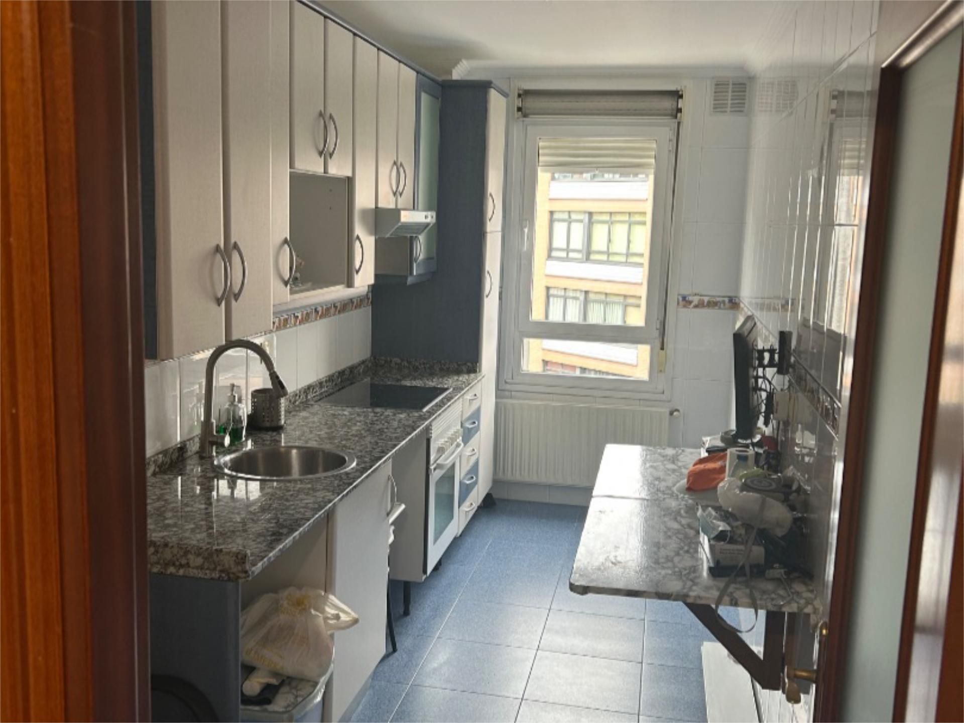 Kitchen of Flat to rent in Oviedo   with Heating, Parquet flooring and Storage room