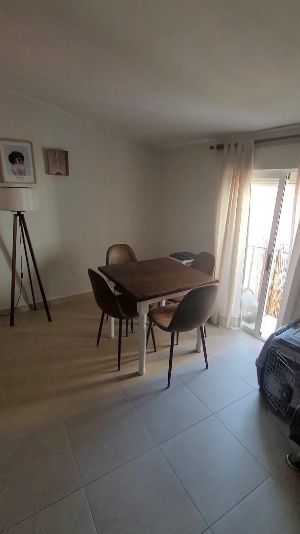 Pis en venda a Carrer Cervantes, Casco Histórico Menjador de Pis en venda en Castellón de la Plana / Castelló de la Plana amb Terrassa, Moblat i Rentadora