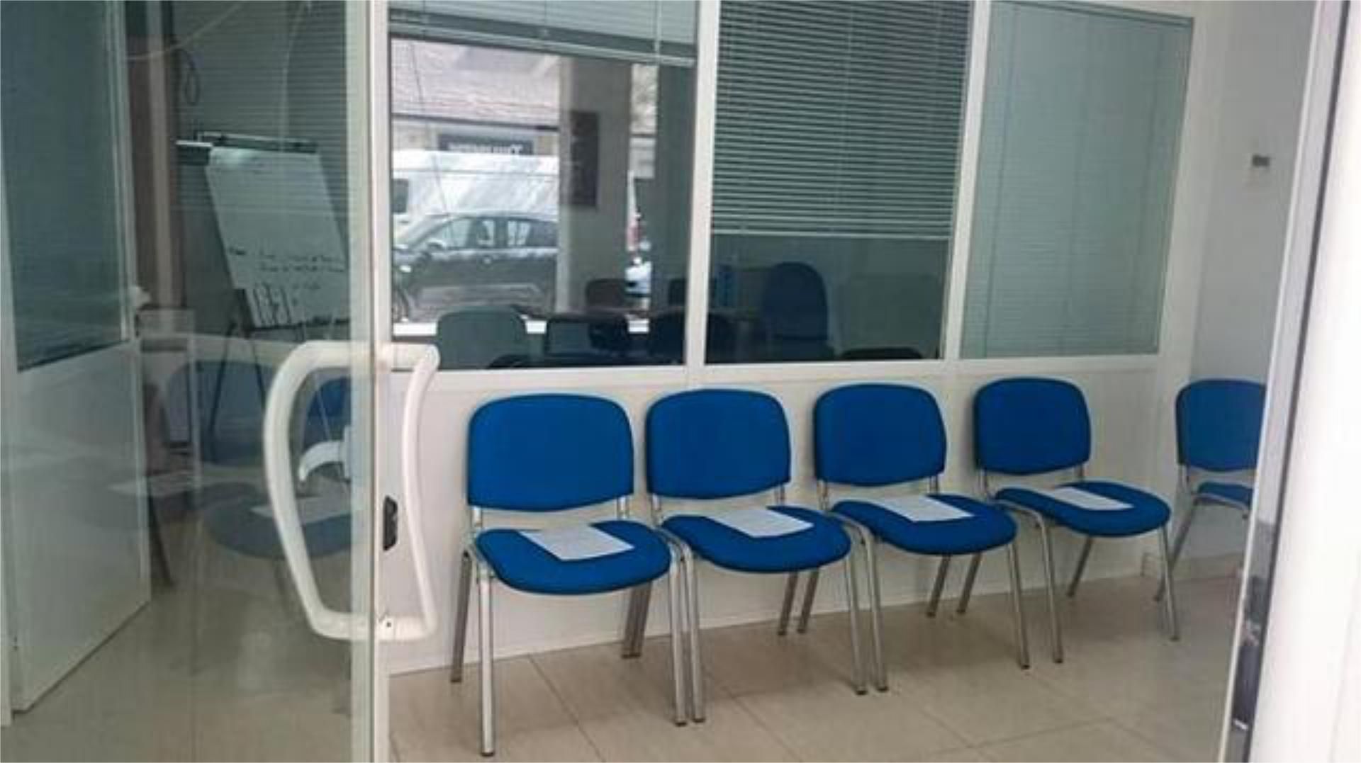 Oficina de lloguer en  Granada Capital amb Aire condicionat